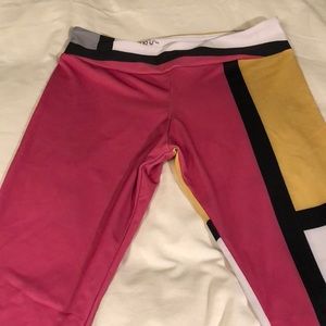 Leggings in pink and yellow Monderain print